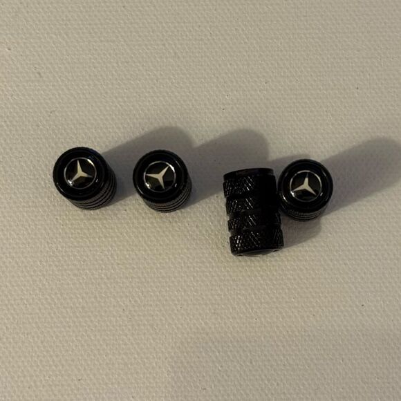 Mercedes Valve Stem Caps in Black Set of 4 NWT - Picture 1 of 4